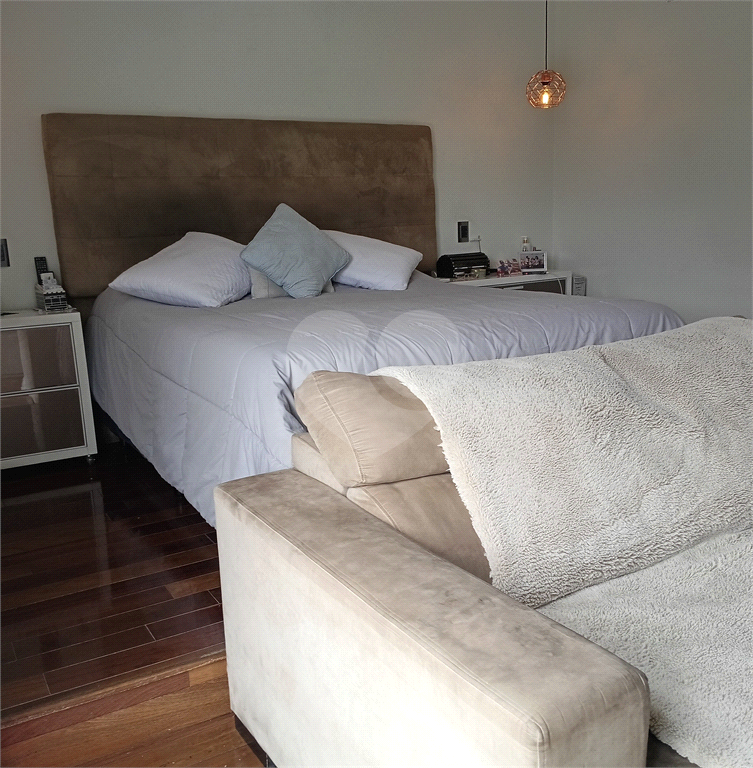 Sobrado a venda e locação no Tremembé