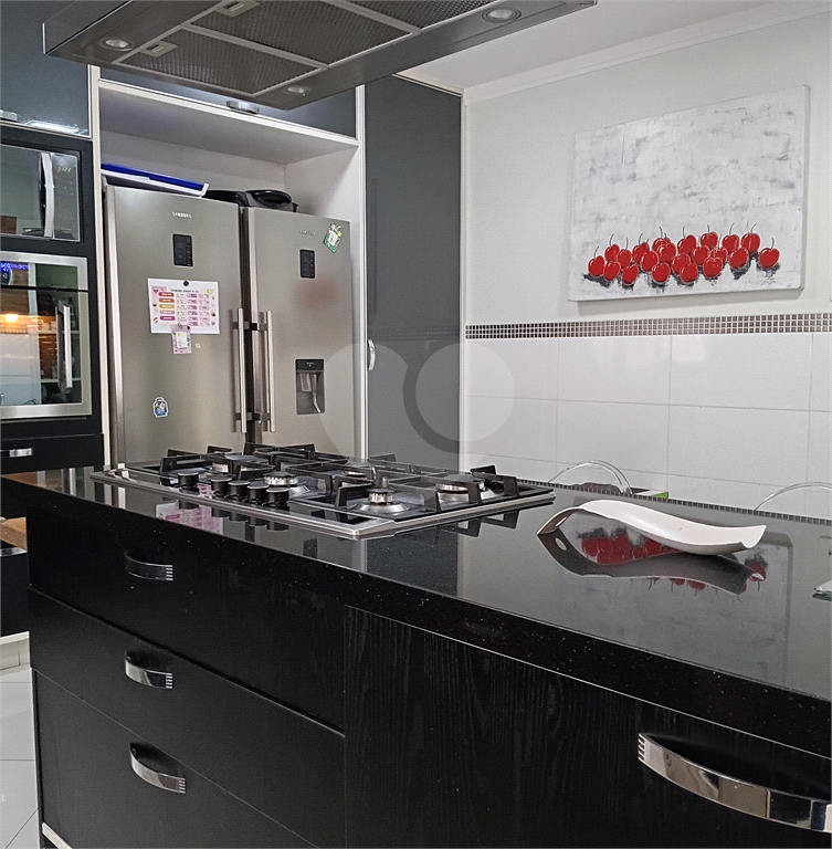 Sobrado a venda e locação no Tremembé