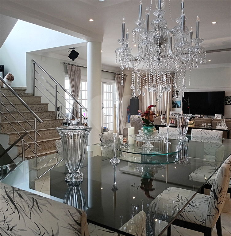 Sobrado a venda e locação no Tremembé