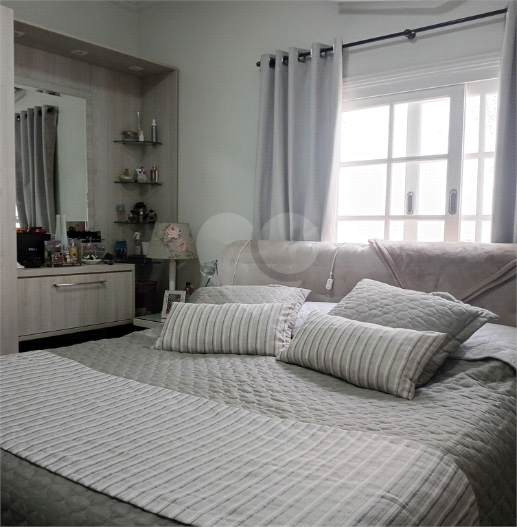 Sobrado a venda e locação no Tremembé