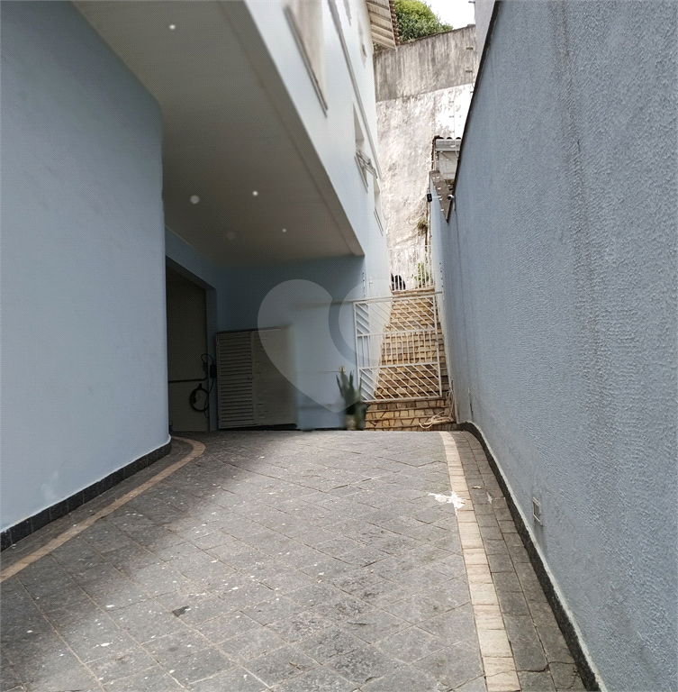 Sobrado a venda e locação no Tremembé