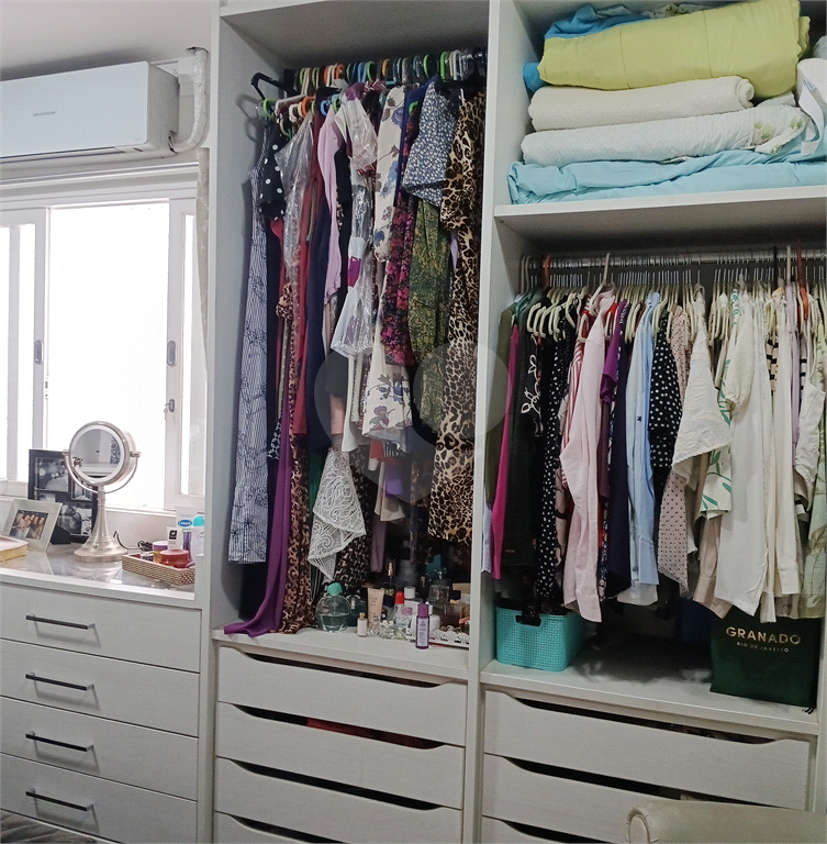 Sobrado a venda e locação no Tremembé