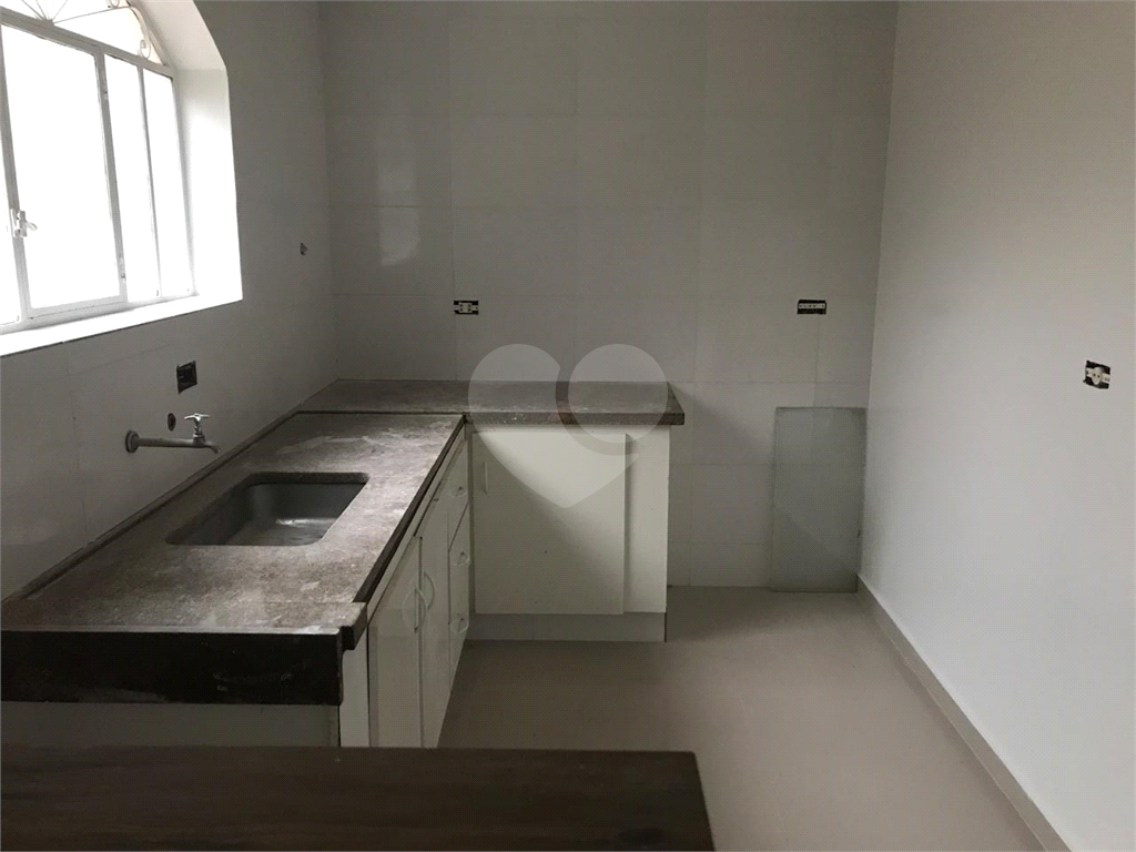 Sobrado à venda com 4 quartos, 180m² - Foto 13