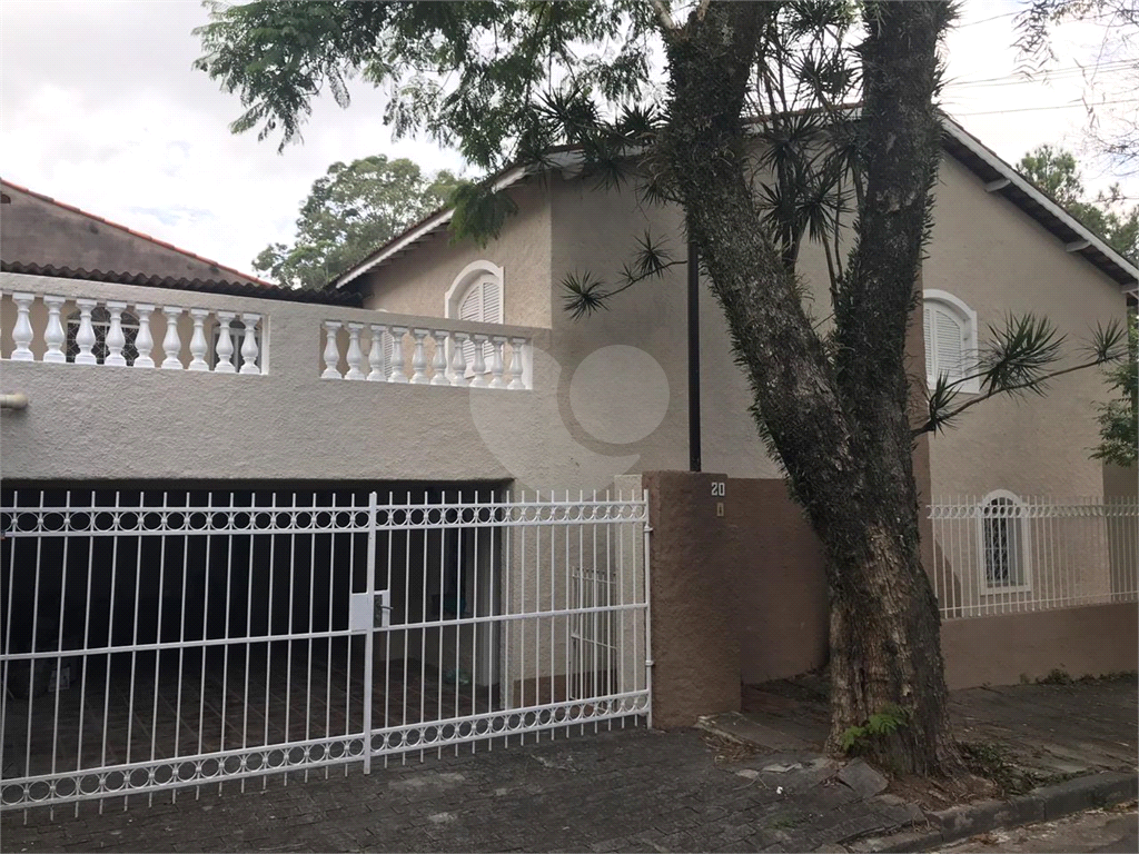 Sobrado à venda com 4 quartos, 180m² - Foto 2