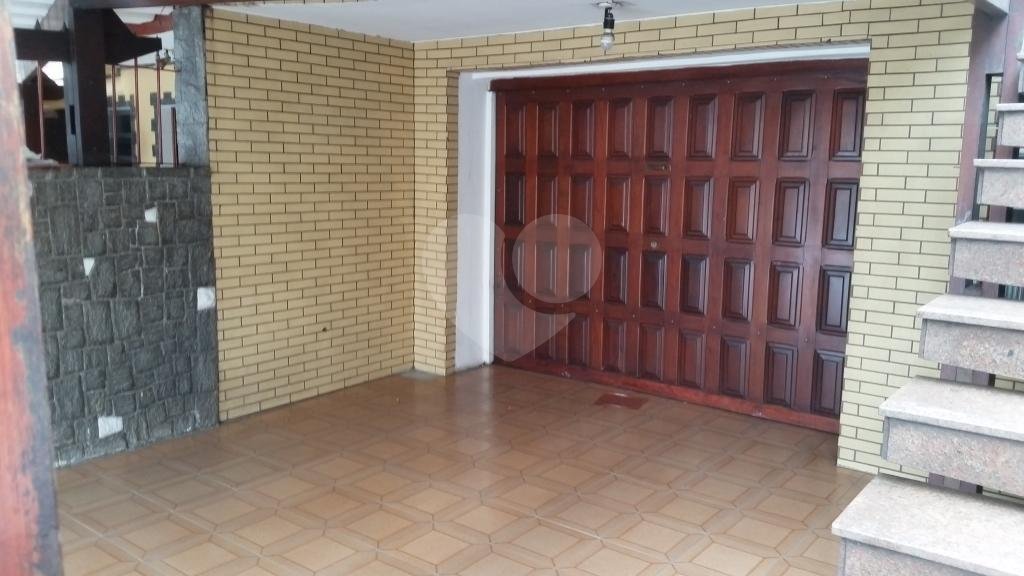 Sobrado à venda com 3 quartos, 250m² - Foto 35