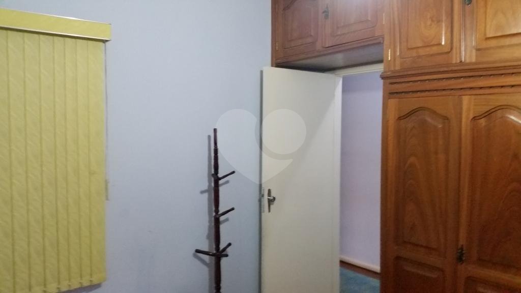 Sobrado à venda com 3 quartos, 250m² - Foto 25