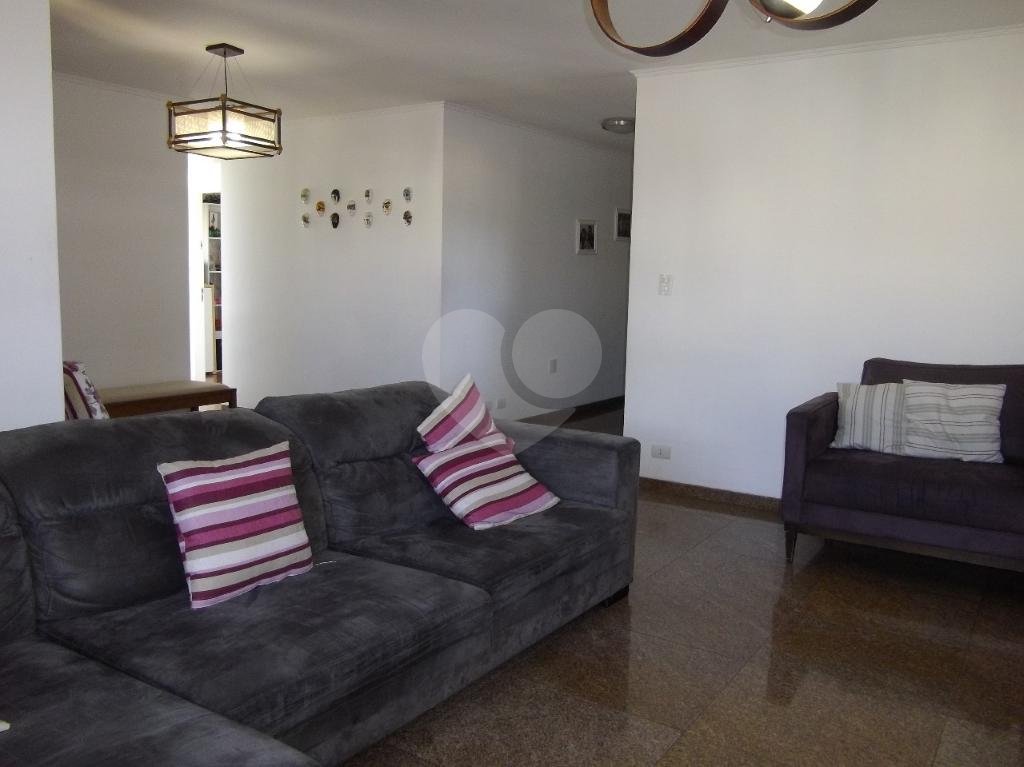 AMPLO APARTAMENTO TRAVESSA DA AVENIDA ÁGUA FRIA, COM 4 DORMITÓRIOS, 4 VAGAS