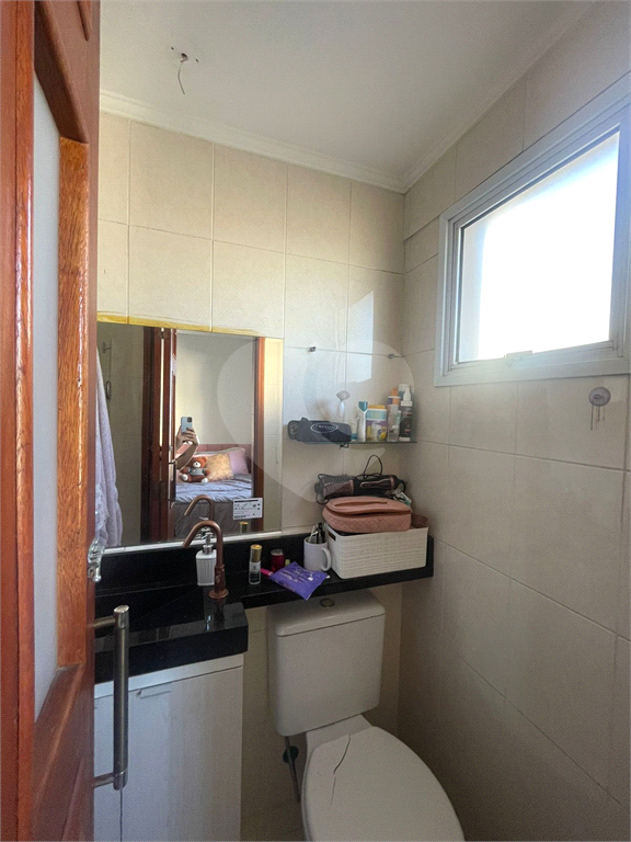 Apto a venda com 2 dormitórios 1 vaga no Bairro Vila Gustavo 