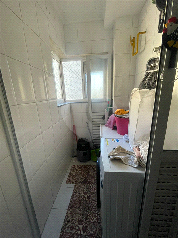 Apto a venda com 2 dormitórios 1 vaga no Bairro Vila Gustavo 