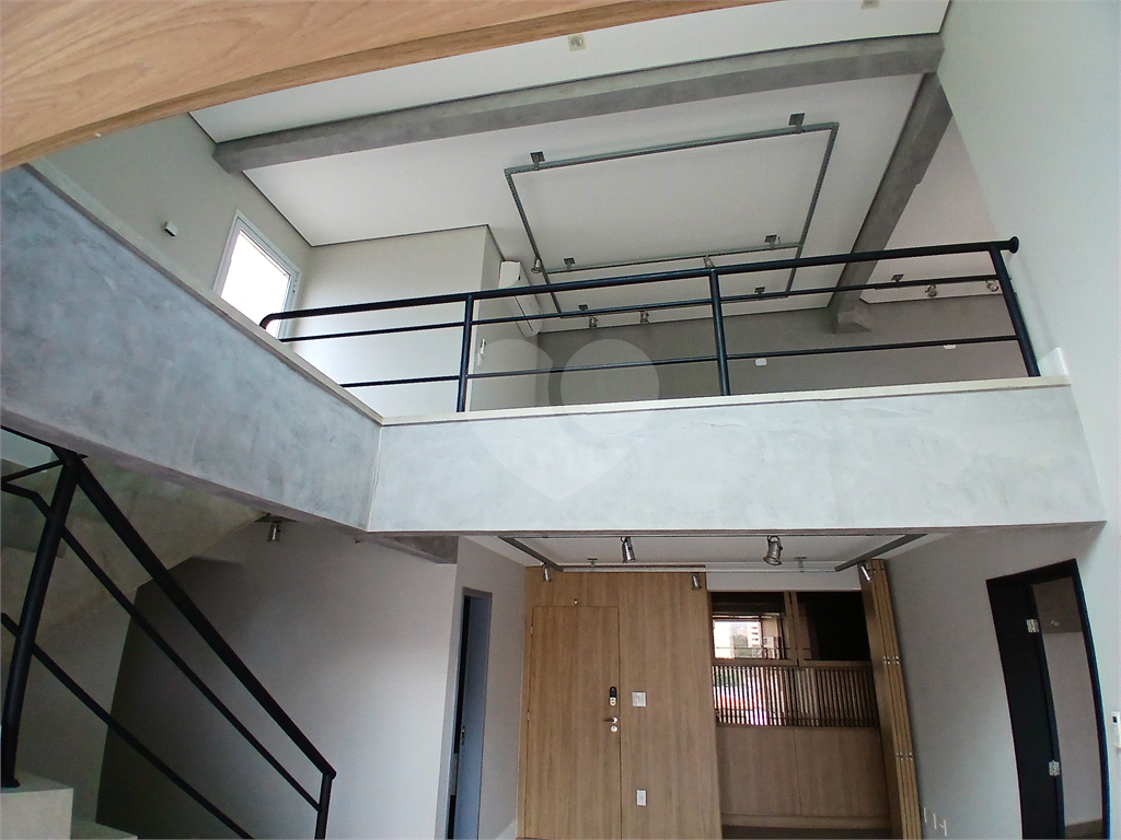 APARTAMENTO em VILA PAULICÉIA