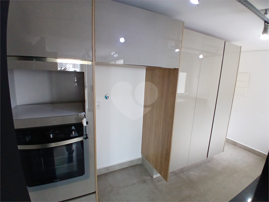 APARTAMENTO em VILA PAULICÉIA