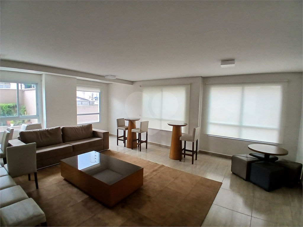 APARTAMENTO em VILA PAULICÉIA