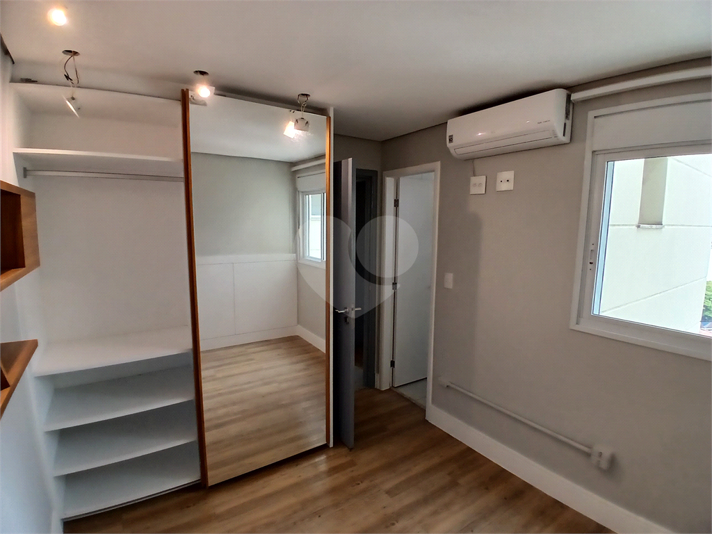 APARTAMENTO em VILA PAULICÉIA