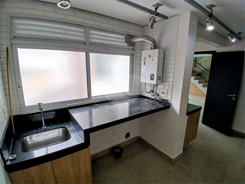 APARTAMENTO em VILA PAULICÉIA