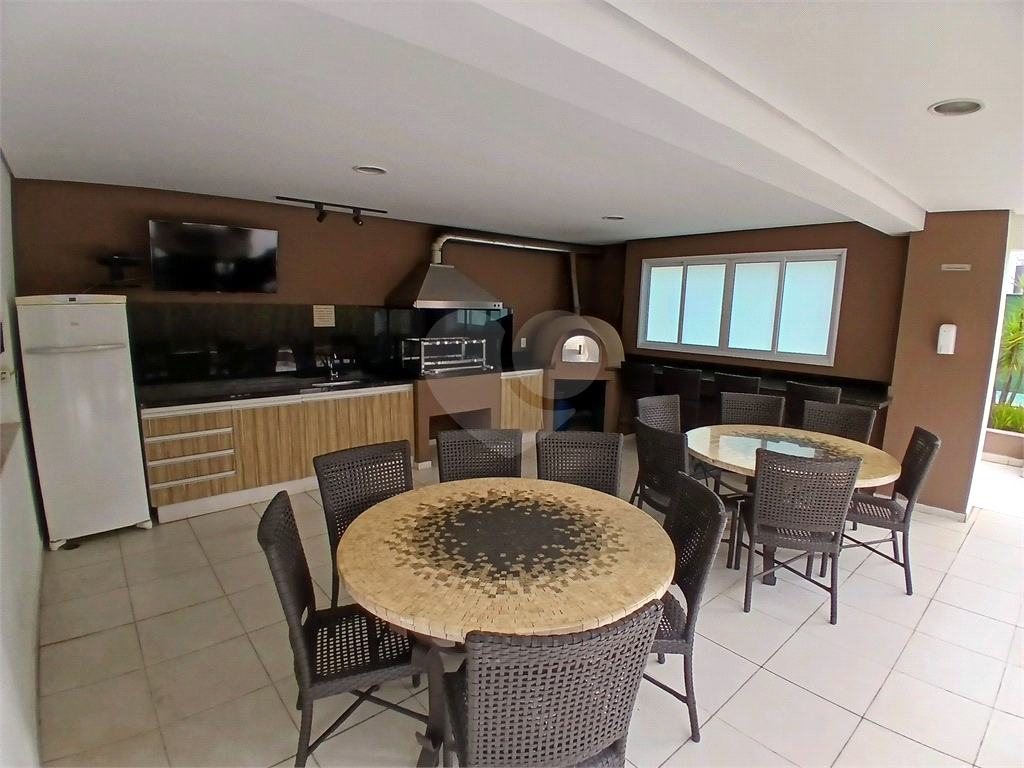 APARTAMENTO em VILA PAULICÉIA
