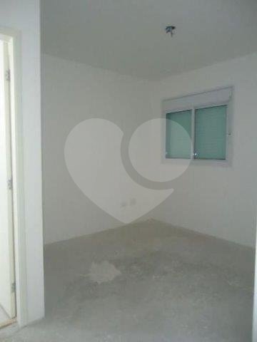 APARTAMENTO em VILA PAULICÉIA