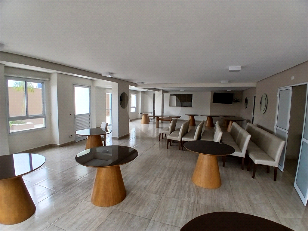 APARTAMENTO em VILA PAULICÉIA