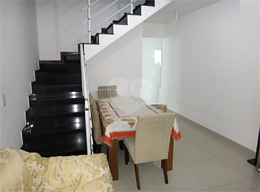 Sobrado à venda com 3 quartos, 128m² - Foto 1