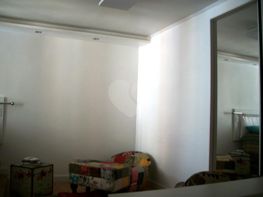 Apartamento à venda com 1 quarto, 67m² - Foto 17