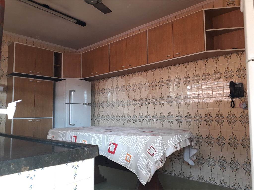 Casa Térrea à Venda no Lauzane Paulista - 3 dormitórios e  vagas de garagem.