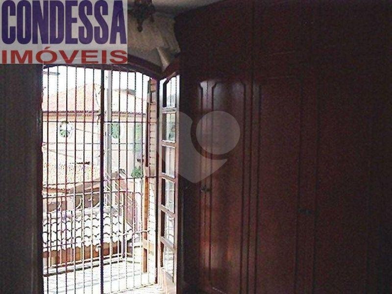 SOBRADO em HORTO FLORESTAL