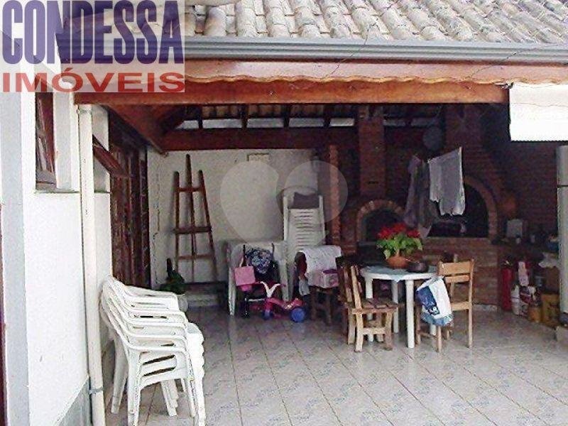 SOBRADO em HORTO FLORESTAL