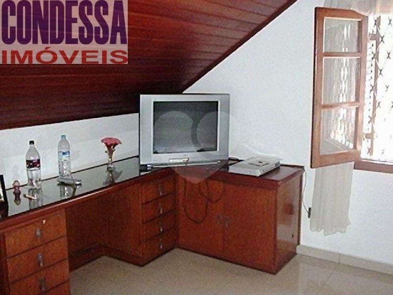 SOBRADO em HORTO FLORESTAL