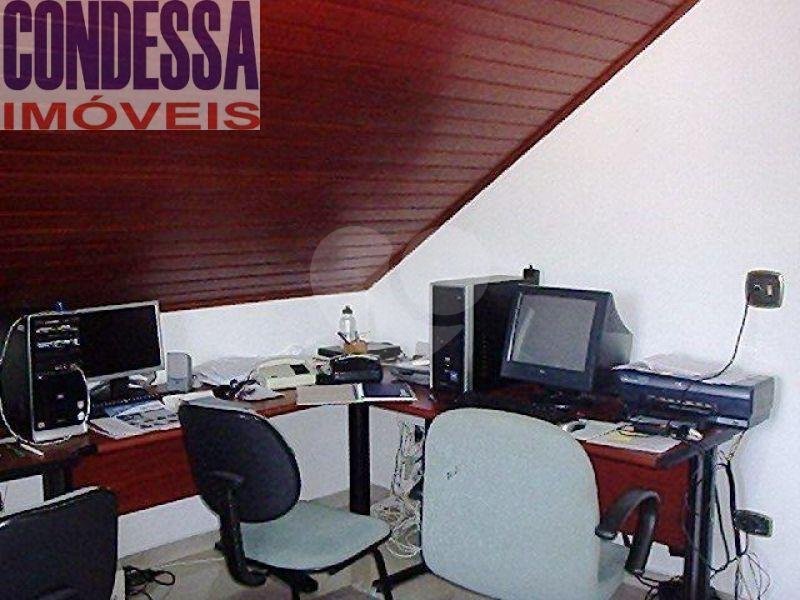 SOBRADO em HORTO FLORESTAL