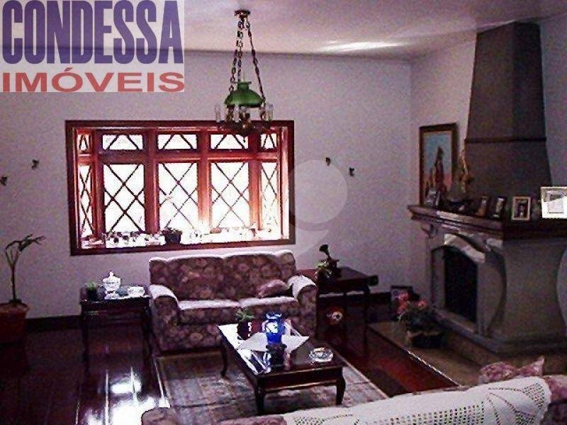 SOBRADO em HORTO FLORESTAL