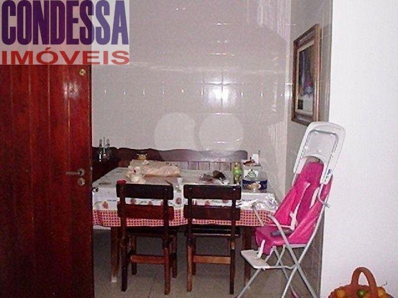 SOBRADO em HORTO FLORESTAL