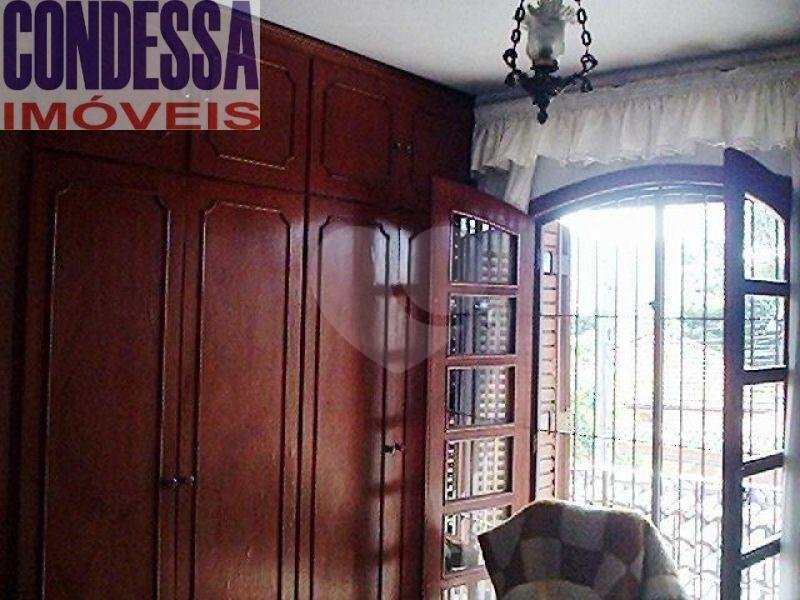 SOBRADO em HORTO FLORESTAL