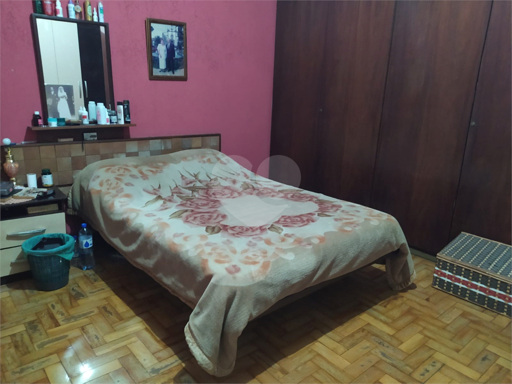 SOBRADO em VILA NOVA MAZZEI