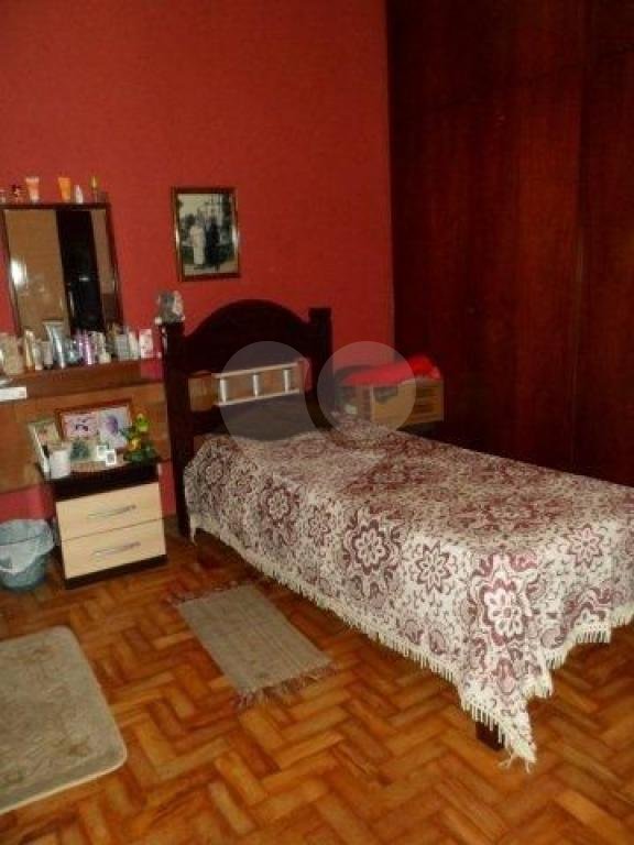 SOBRADO em VILA NOVA MAZZEI
