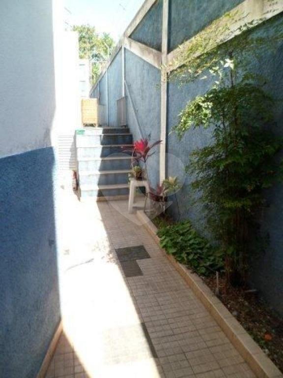 SOBRADO em VILA NOVA MAZZEI
