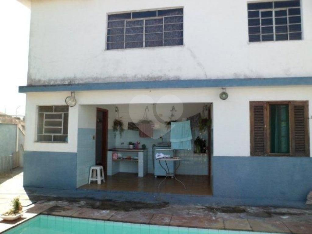 SOBRADO em VILA NOVA MAZZEI