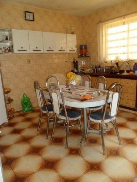 SOBRADO em VILA NOVA MAZZEI
