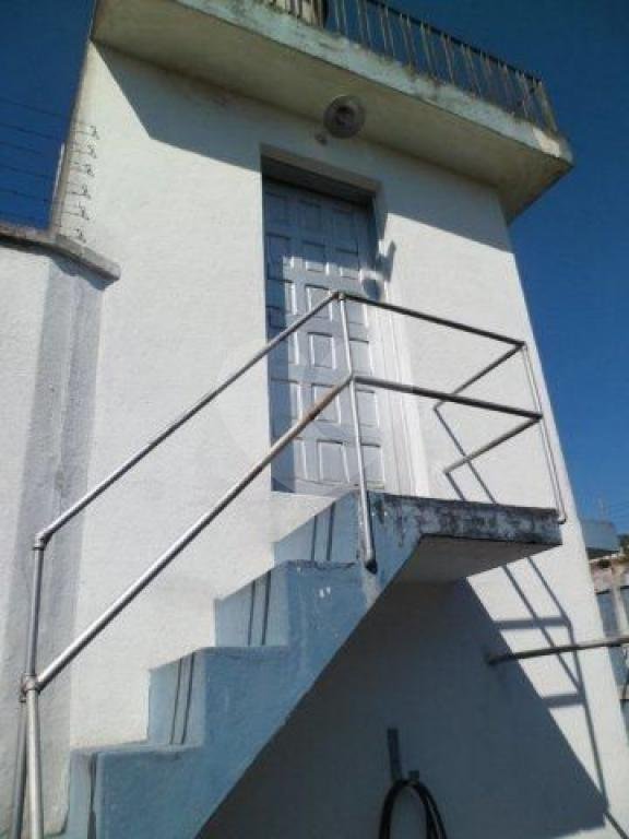 SOBRADO em VILA NOVA MAZZEI