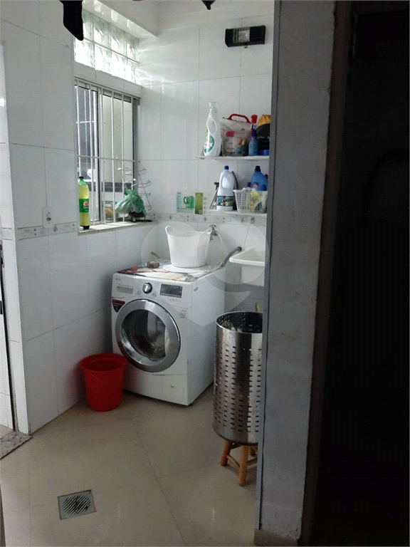 SOBRADO em VILA GUSTAVO