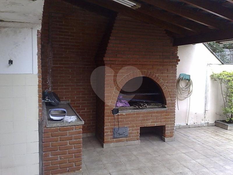 Sobrado à venda na Vila Leonor