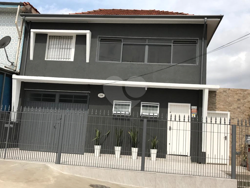 Sobrado à venda com 2 quartos, 700m² - Foto 1