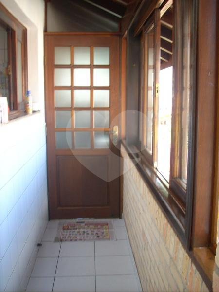 SOBRADO  A VENDA NO TREMEMBÉ - 4 DORMS (2 SUÍTES), PISCINA E 4 VAGAS DE GARAGEM