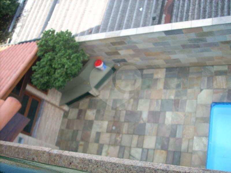 SOBRADO  A VENDA NO TREMEMBÉ - 4 DORMS (2 SUÍTES), PISCINA E 4 VAGAS DE GARAGEM