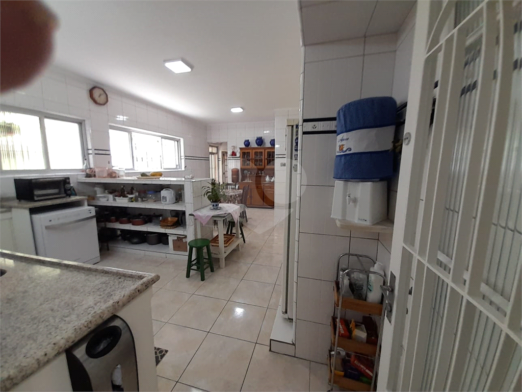 Sobrado à venda com 3 quartos, 310m² - Foto 12