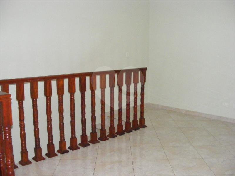 SOBRADO LINDO A VENDA NO PQ CASA DE PEDRA (JD. TREMEMBÉ) - 4 DORMS (1 SUÍTE) E 2 VAGAS DE GARAGEM