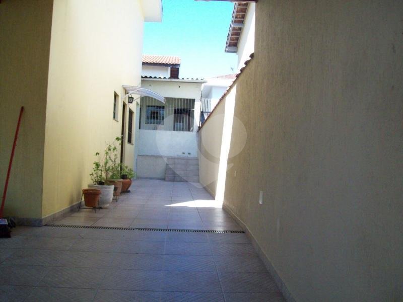 SOBRADO LINDO A VENDA NO PQ CASA DE PEDRA (JD. TREMEMBÉ) - 4 DORMS (1 SUÍTE) E 2 VAGAS DE GARAGEM