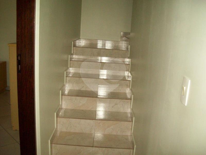 SOBRADO LINDO A VENDA NO PQ CASA DE PEDRA (JD. TREMEMBÉ) - 4 DORMS (1 SUÍTE) E 2 VAGAS DE GARAGEM