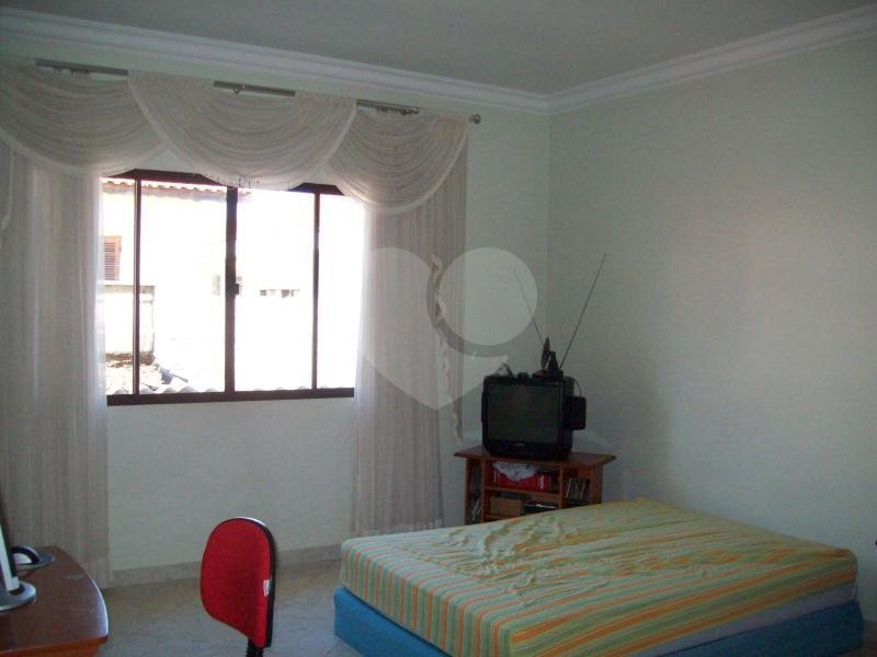 SOBRADO LINDO A VENDA NO PQ CASA DE PEDRA (JD. TREMEMBÉ) - 4 DORMS (1 SUÍTE) E 2 VAGAS DE GARAGEM