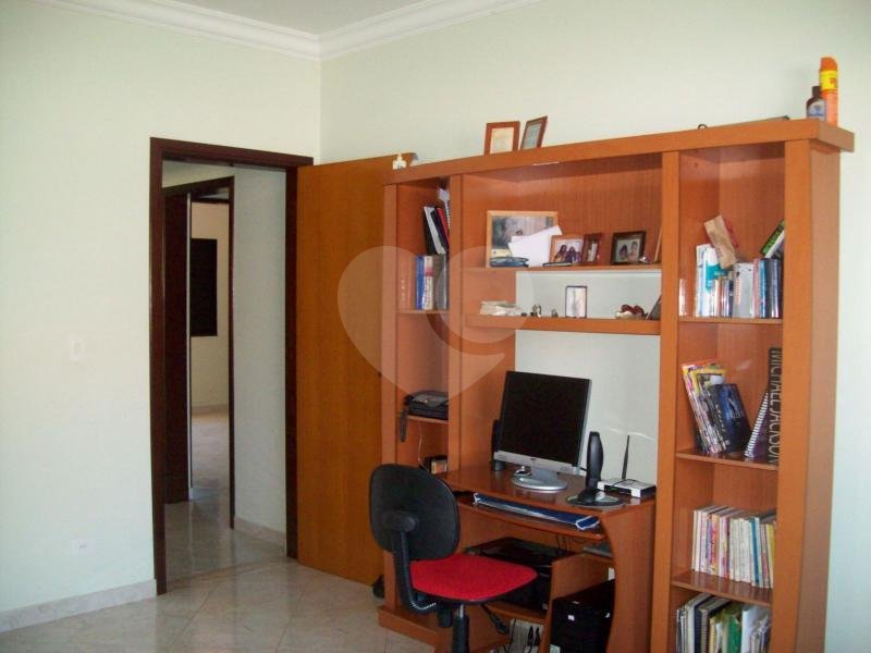 SOBRADO LINDO A VENDA NO PQ CASA DE PEDRA (JD. TREMEMBÉ) - 4 DORMS (1 SUÍTE) E 2 VAGAS DE GARAGEM