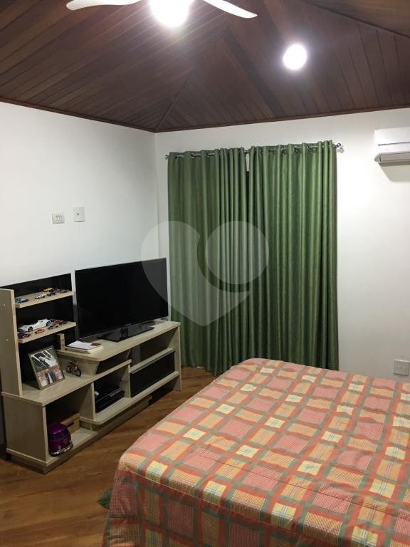 SOBRADO em REGIÃO CENTRAL