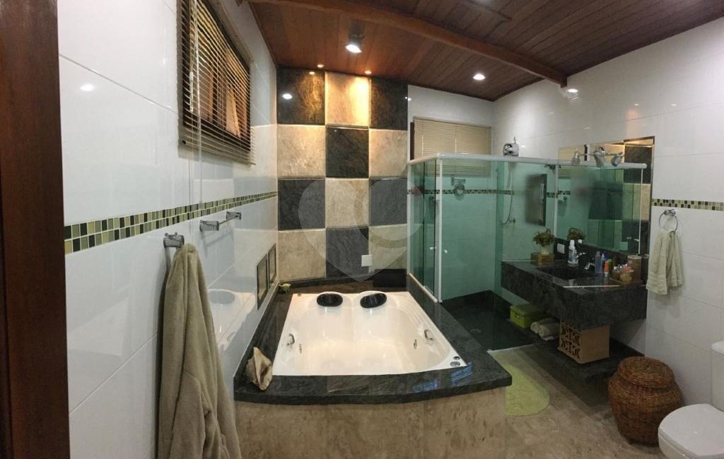 SOBRADO em REGIÃO CENTRAL